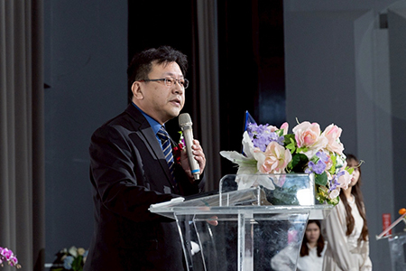 郭鐘達校長致詞說明治校願景圖片