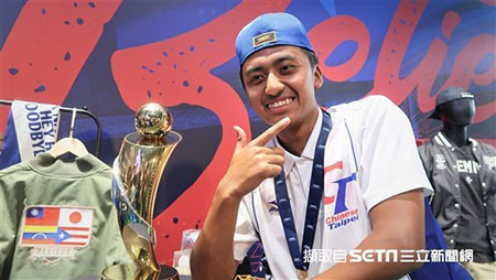 U18世界盃棒球賽台灣奪冠有價值球員在開南_大圖圖片