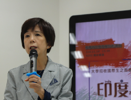 翁如怡顧問將自身經驗分享,針對印度方針各學系啟發可能性