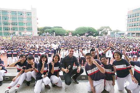 開南大學國際文化交流創舉-治平高中千人體驗奧地利舞圖片