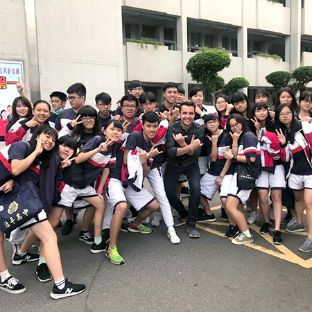 開南大學國際文化交流創舉-治平高中千人體驗奧地利舞_活動成功圖片