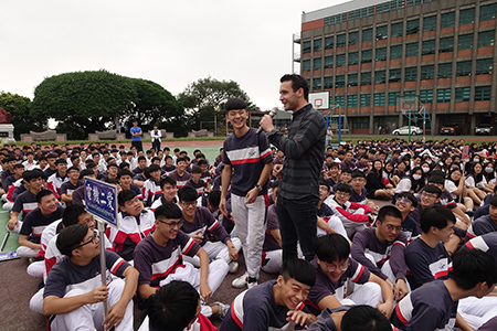 開南大學國際文化交流創舉-治平高中千人體驗奧地利舞_機智問答活動圖片