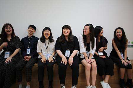 電影與創意媒體學系畢業展《在8倒以後》_電影系大四畢籌會同學圖片