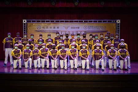台灣中油棒球隊團體合影圖片