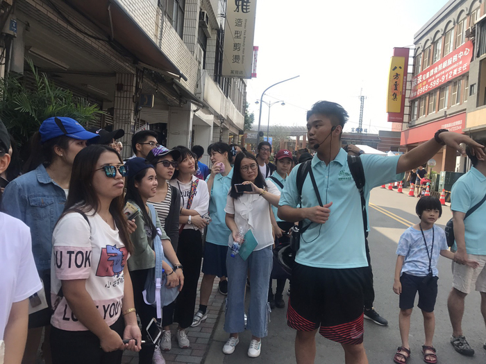 桃園地景藝術節 開南大學協助走向國際化_導覽老街圖片