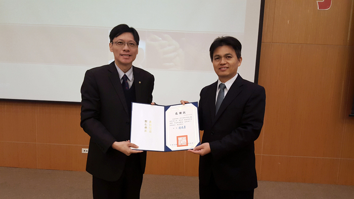 統一人身保險代理公司魯祥中總經理開南大學演講圖片