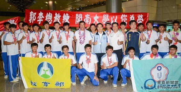 世大運／金牌棒球隊返台　郭李建夫：要打日本也不怕圖片